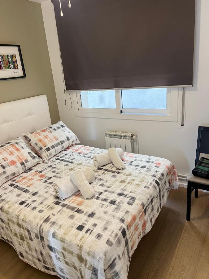 Lux Apartament Салоу Екстер'єр фото